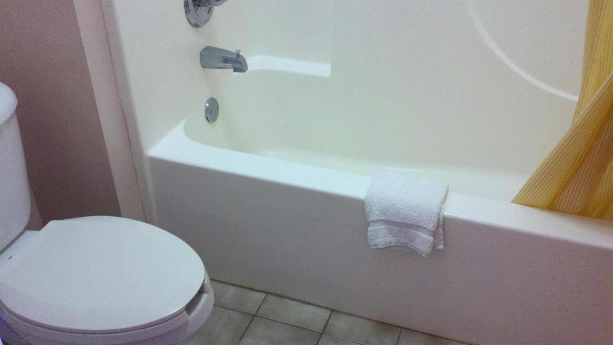 Oakland Inn المظهر الخارجي الصورة
